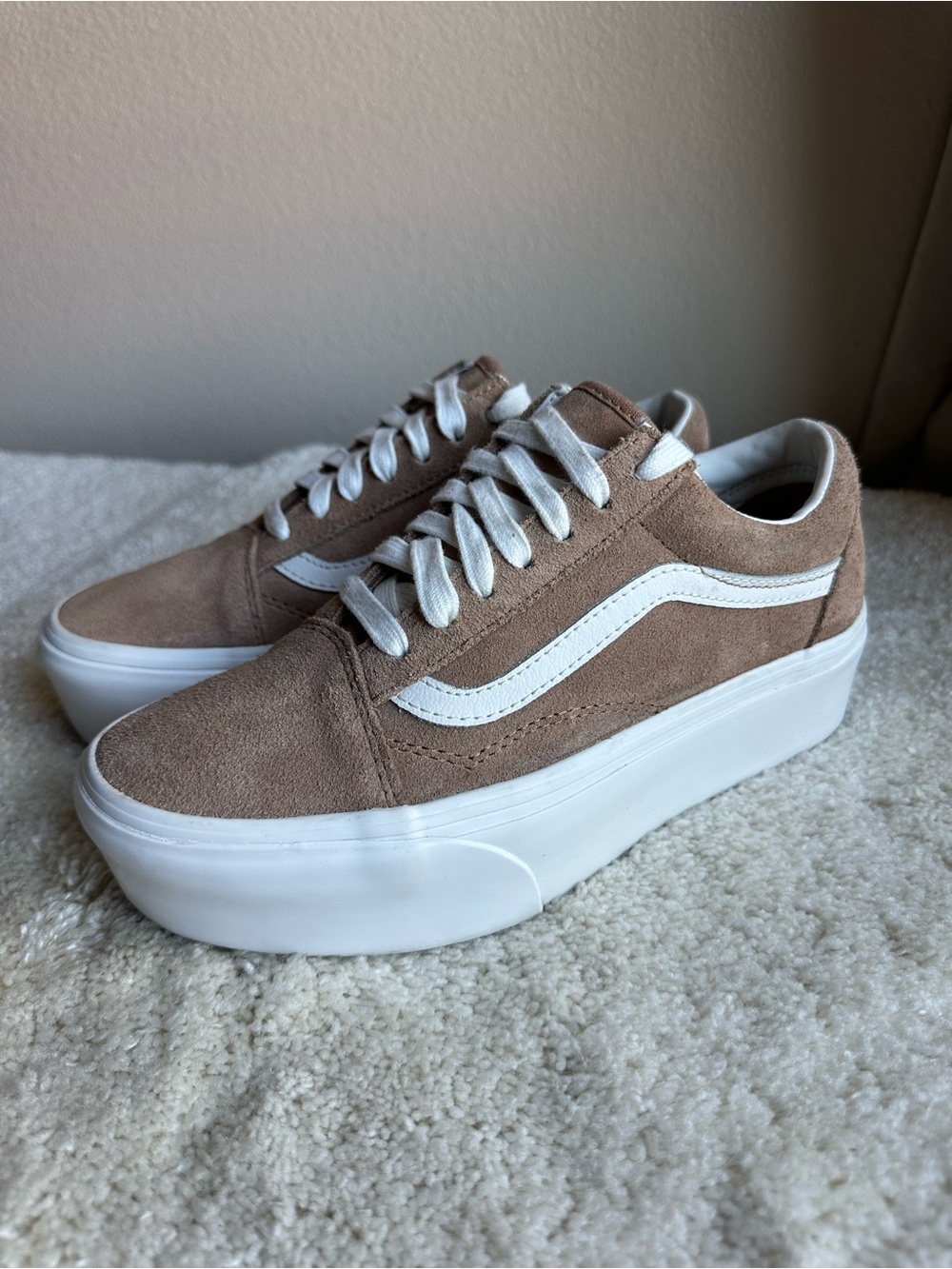 Women’s Vans Old Skool Platform Shoe Platform Suede Sneakers in Brown size 7